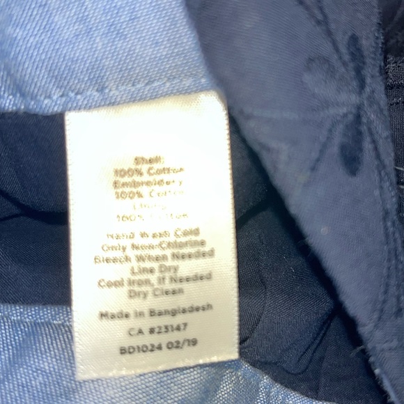 Talbots Blue Shorts Size 8P - Picture 4 of 4